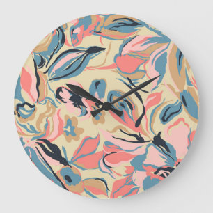 Abstraktes Patchwork: geometrische Blumencreme. Große Wanduhr
