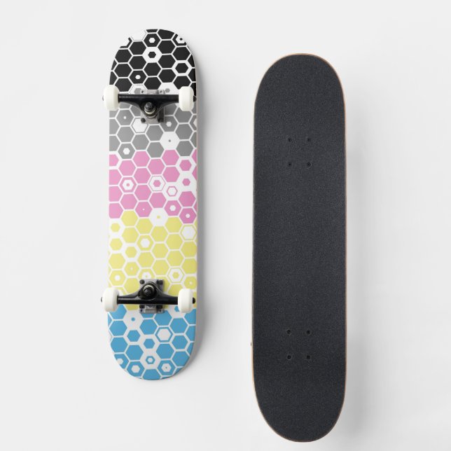 Abstraktes Polygender-Stolzflag    Skateboard (Vorderseite)