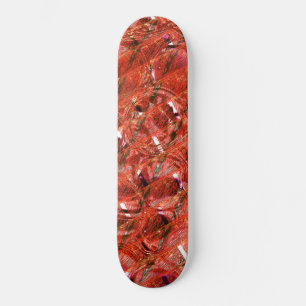 Abstraktes Rot mit Flecken und gekröntem Stil Skateboard