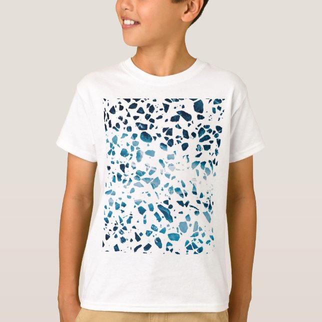 Abstraktes Terrazzo Mosaic Navy & Light Blue Muste T-Shirt (Vorderseite)