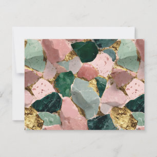 Abstraktes Terrazzo-Muster mit Goldakzenten Postkarte