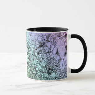 Abstraktes Violett und blaues Unkraut mit schwarze Tasse