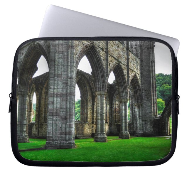 Abtei ancient Tintern, Zisterzienserkloster, Wales Laptopschutzhülle (Vorderseite)
