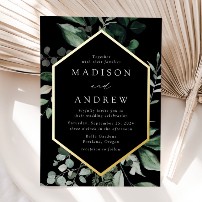 Abundant Greenery Black and Gold Frame Wedding Folieneinladung (Von Creator hochgeladen)