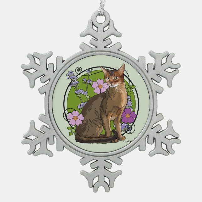 Abyssinische Katze mit Strand-Rosen Schneeflocken Zinn-Ornament (Vorderseite)