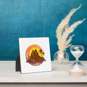Abzeichen mit tropischer Vulkanlandschaft und Palm Fotoplatte