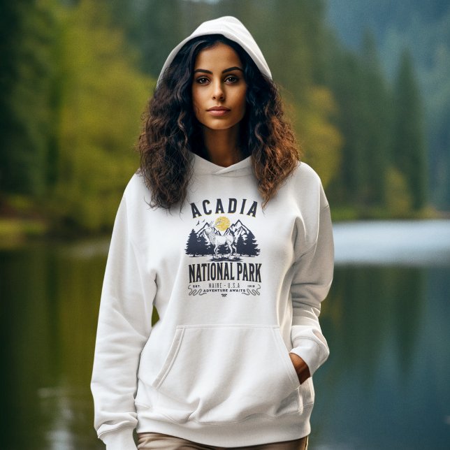 Acadia National Park Vintage Landscape Hoodie (Von Creator hochgeladen)