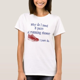 Acht Seiten mit Schuhen T-Shirt