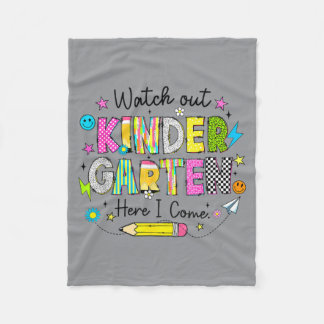 Achtung Kindergarten, hier kommt der erste Tag Fleecedecke