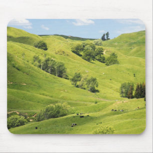 Ackerland in der Nähe von Gisborne, Neuseeland Mousepad