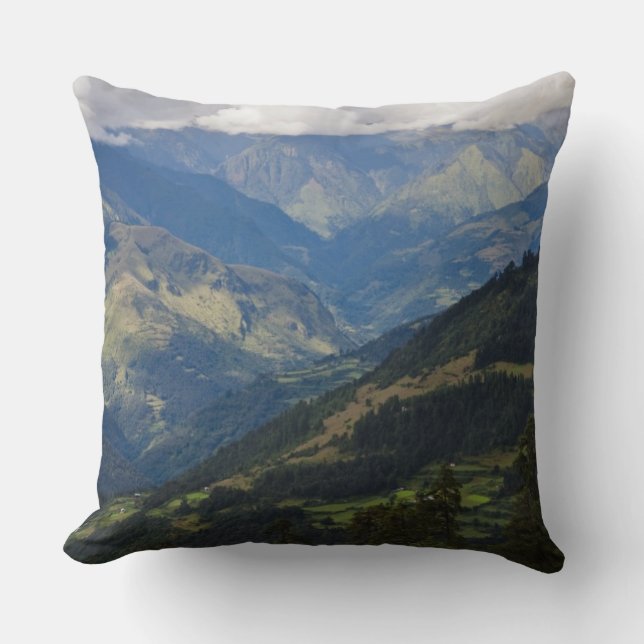Ackerland und Dorf im Himalaya Kissen (Vorderseite)
