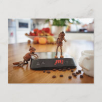 Acorn elf ärgerte sein Mädchen mit dem Gewicht