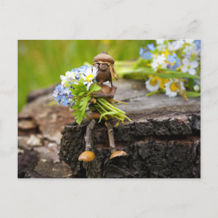 Acorn elf Mädchen mit Blume Postkarte