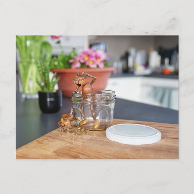 Acorn elf mit seinem Hund in der Küche Postkarte (Vorderseite)