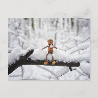 Acorn elf Schnee essen - Winterpostkarte Postkarte