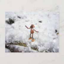 Acorn elf Schnee essen - Winterpostkarte