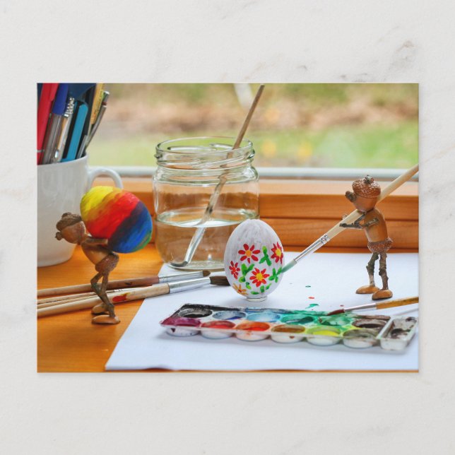 Acorn Elfen dekorieren Ostereier Ostern Postkarte (Vorderseite)