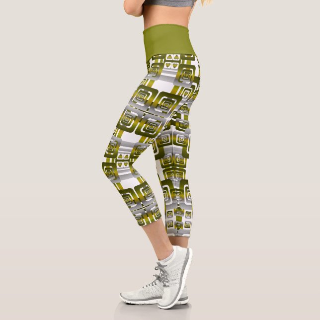Activate My Heart Pattern Silver Capri Leggings (Links)