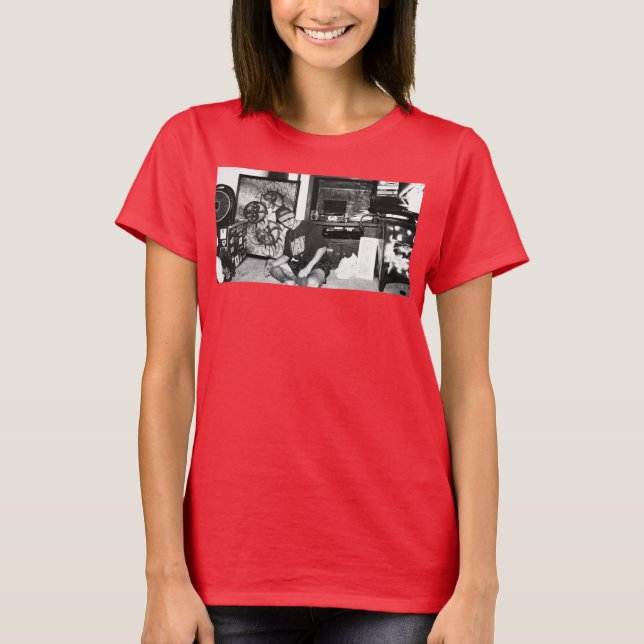Adam Moyer Modeling T-Shirt (Vorderseite)