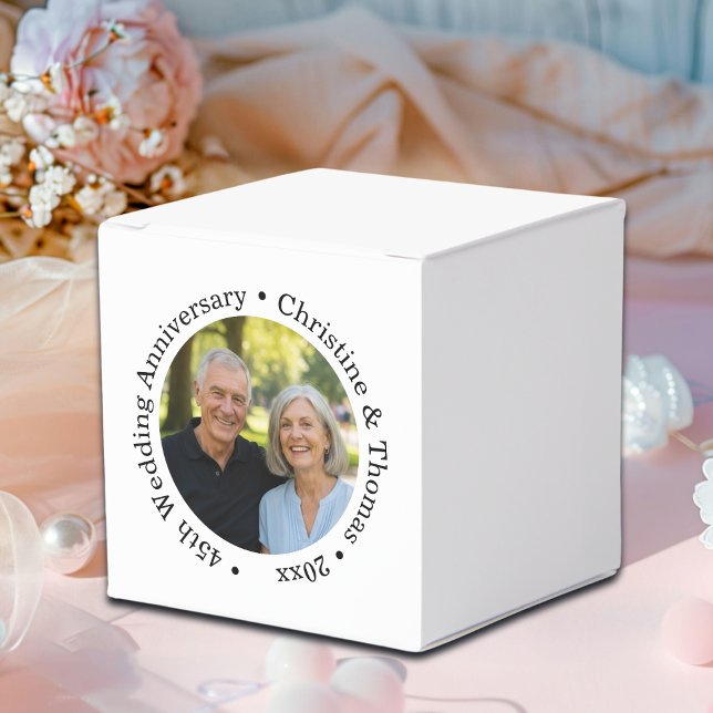 Add Your Own Couple Photo 45th Wedding Anniversary Geschenkschachtel (Von Creator hochgeladen)