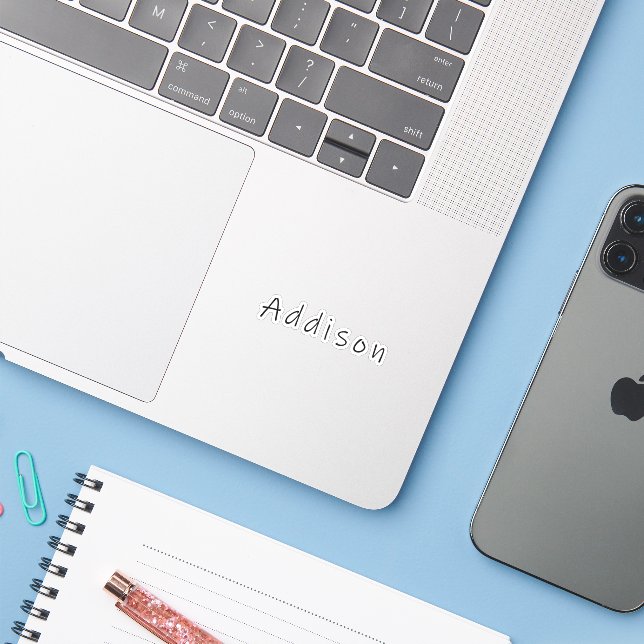 Addison Name, vor Addison Aufkleber (Laptop mit iPhone)