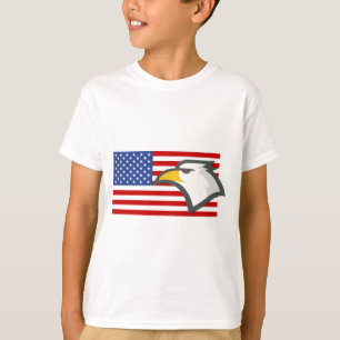 Adler auf amerikanischer Flagge T-Shirt