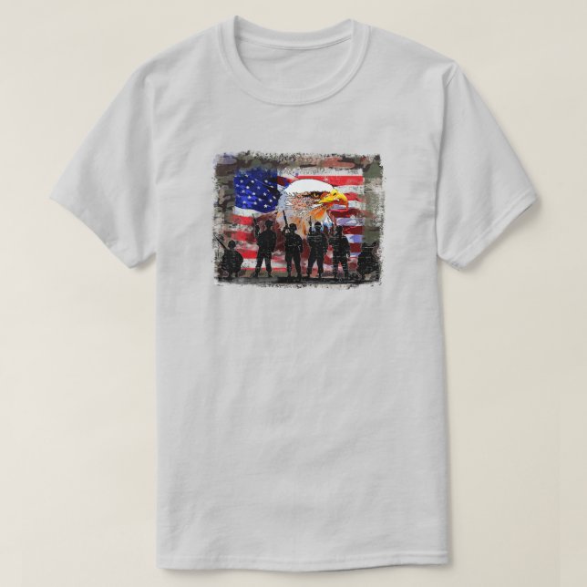 Adler mit amerikanischer Flagge & Soldaten T - Shi T-Shirt (Design vorne)