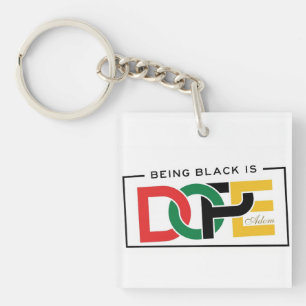 ADOM "Being Black Is Dope" V-Ausschnitt T-Shirt Schlüsselanhänger