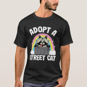 Adoptiere eine Straßenkatze Regenbogen-Waschbär T-Shirt