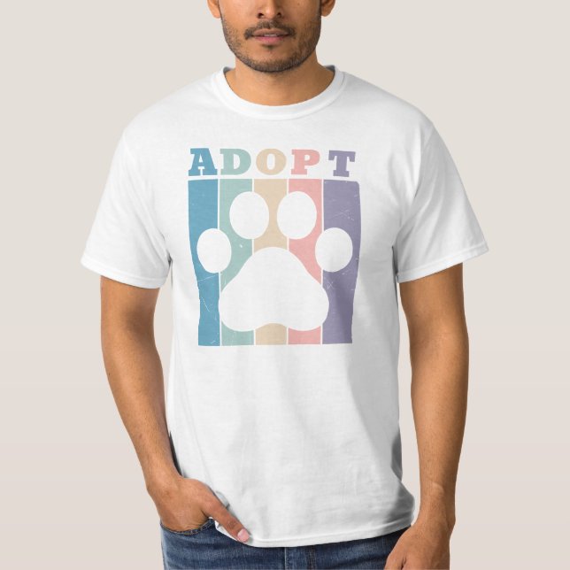 Adoptiert farbig T-Shirt (Vorderseite)