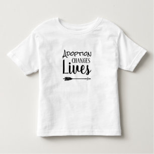 Adoption ändert die Leben - adoptieren Sie Pflege Kleinkind T-shirt