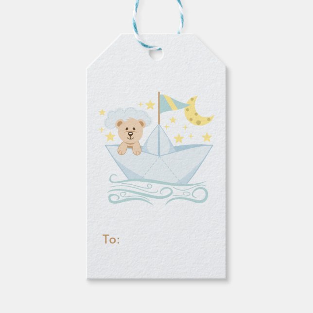 Adorable Baby Bear in Paper Boat Geschenkanhänger (Vorderseite)