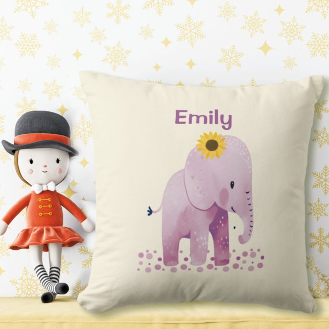Adorable Baby Girl Elefant mit Namen Kissen (Von Creator hochgeladen)