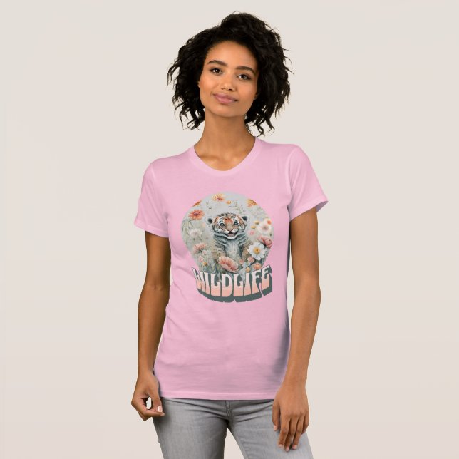 Adorable Baby Grey Tiger Wildflower Watercolor  T-Shirt (Vorne ganz)