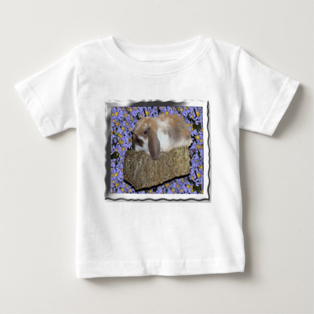 Adorable Baby Lounge Bunny on Mini Bale Baby T-shirt (Vorderseite)