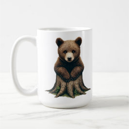 Adorable Bären Cub sitzend auf Baumstumpf Kaffeetasse