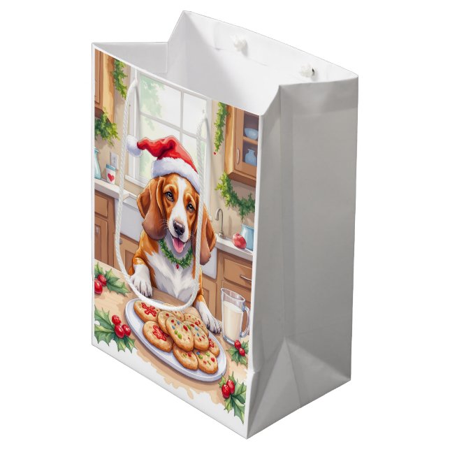Adorable Basset Hound Sneaking Christmas Cookies Mittlere Geschenktüte (Vorderseite Schrägansicht)