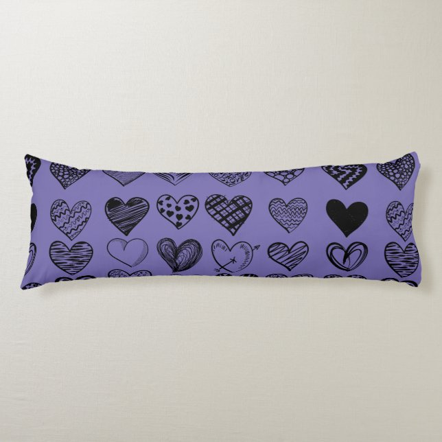 Adorable Black Heart Scribble Zeichnend Seitenschläferkissen (Vorderseite)