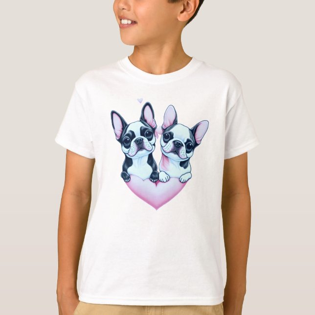 Adorable Boston Terrier Hunde in Liebe T-Shirt (Vorderseite)