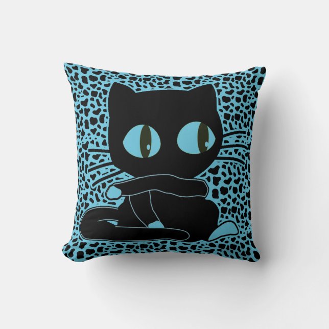 Adorable Cartoon Cat on Animal Print Background Kissen (Vorderseite)