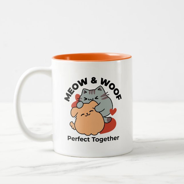 Adorable Cat and Dog Hug - Meow & Woof Design Zweifarbige Tasse (Links)