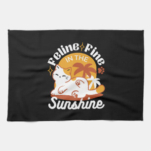 Adorable Cat Relaxen in der Sonne - Sommergäste Geschirrtuch