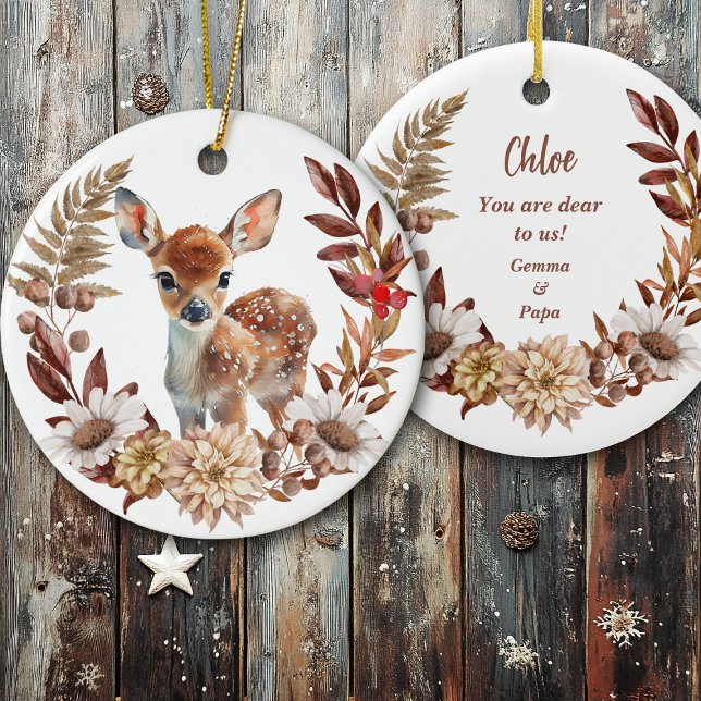 Adorable Deer Fawn Wreath Enkeltochter Keramik Ornament (Von Creator hochgeladen)