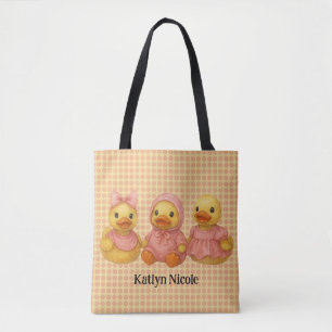 Adorable Duck Trio in rosa Outfits