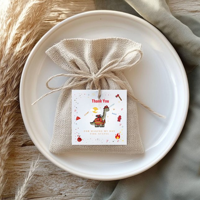 Adorable Firefighter Dino Geburtstag Geschenkanhänger (Von Creator hochgeladen)