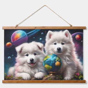 Adorable Fluffy Samoyed Welpen, Planeten Erde Wandteppich Mit Holzrahmen