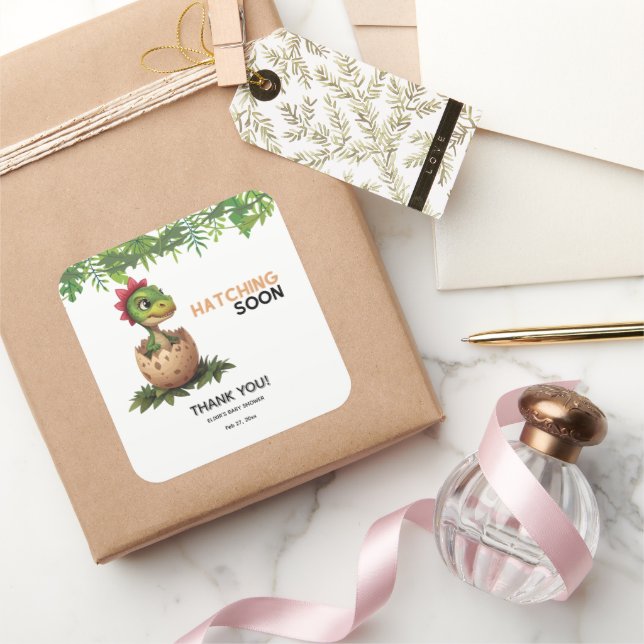 Adorable Kawaii Baby Dinosaur Hatching Quadratischer Aufkleber (Schenken)