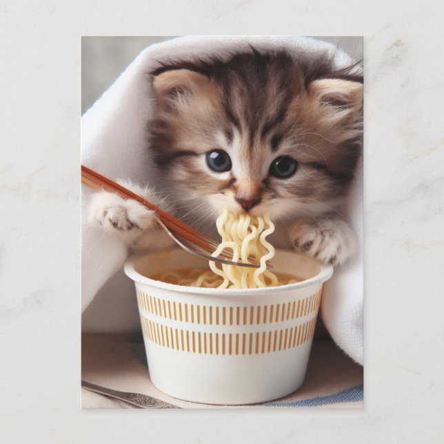 Adorable Kitten Eating Ramen Noodles Postkarte (Vorderseite)