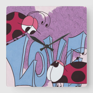Adorable Ladybug Love Cartoon Quadratische Wanduhr