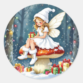 Adorable Little Christmas Fairy on Mushroom Runder Aufkleber